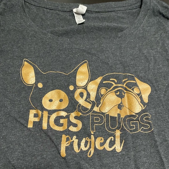 Pigs and Pugs project tee - Picture 3 of 5